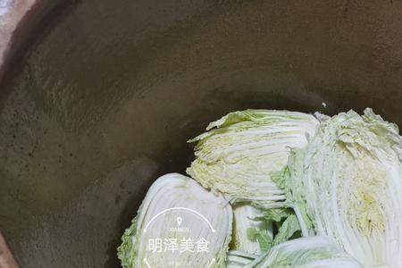 东北酸菜腌制15天能吃吗