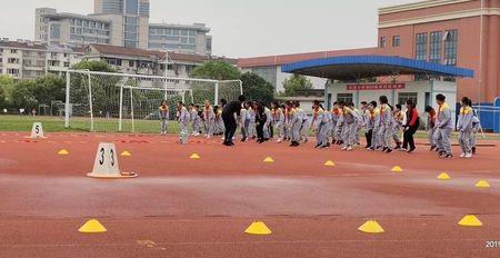 桐乡振东小学和春晖小学哪个好