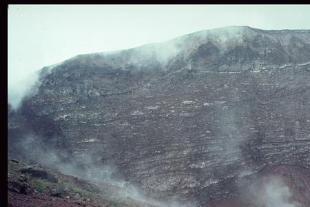 维苏威火山主要气候特征