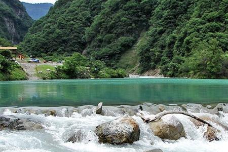 九寨沟属雅安管吗