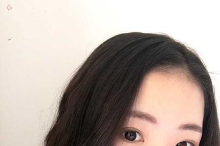 短发女生和长发女在一起叫什么