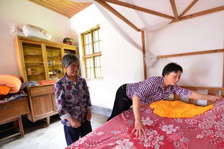 结婚那天婆婆可以给铺床吗