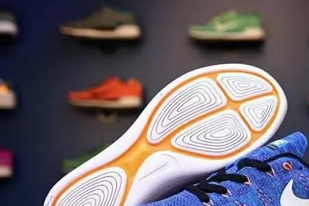 nike直播间抢券技巧