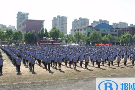 石家庄华文学校有多少学生