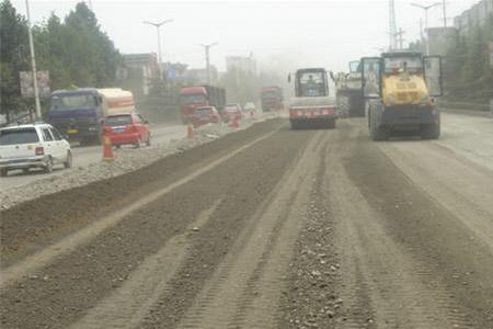 路面高突和路面不平区别