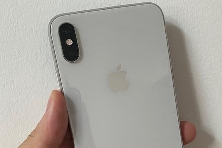 iPhonexs用久了屏幕会脱胶吗