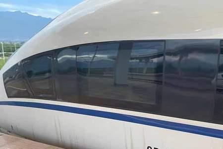 crh380bl车厢是通的吗