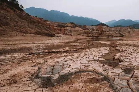 南方哪些地区干旱少雨