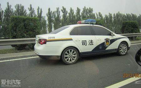 司法警车是做什么的