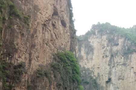 八泉峡都有什么山