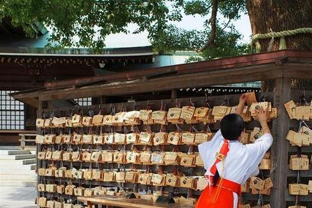 女生对男生说去寺庙是什么意思