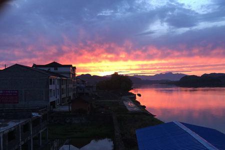 花岩溪和夷望溪哪个好玩