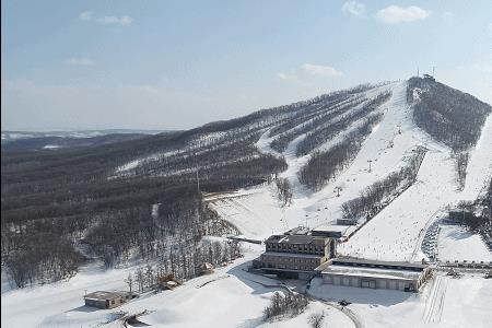 庙香山雪道多少米