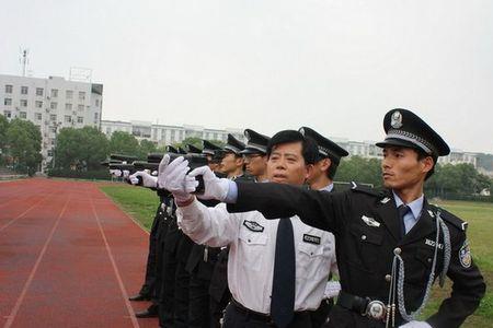 武汉警官职业学院男生发型要求