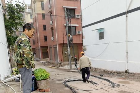 弱电管道里面线路断了怎么办