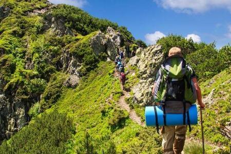 爬山和跑山哪个好