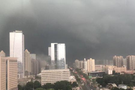 鞍山地区今年下半年雨水大吗