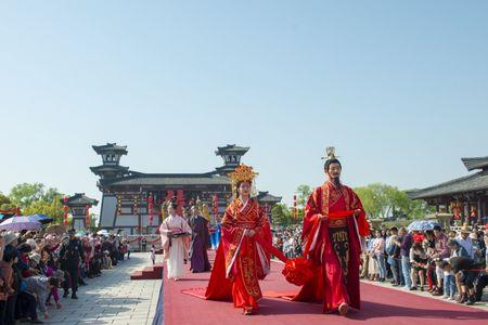 新三国甘露寺刘备招亲第几集