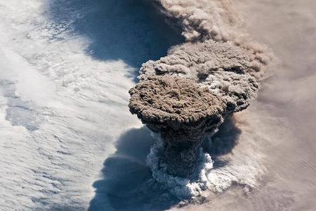 一立方火山灰多少斤