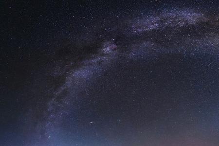 鞍山流星雨几点钟开始