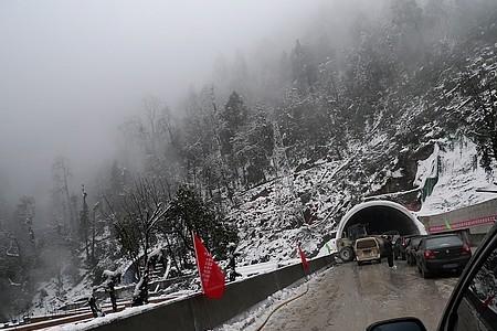 泥巴山隧道建于何年