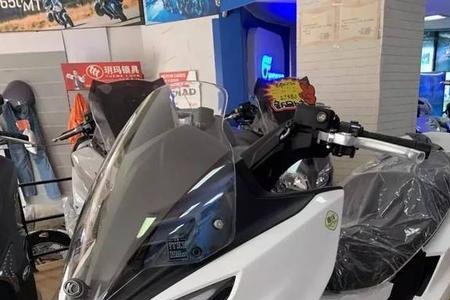 光阳s250配什么头盔