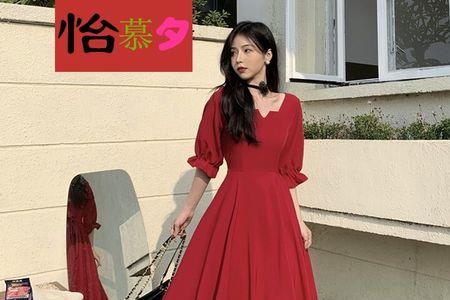 47岁适合穿方领衣服吗