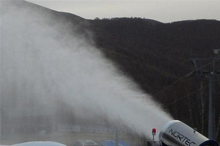 雪炮造雪成本高吗