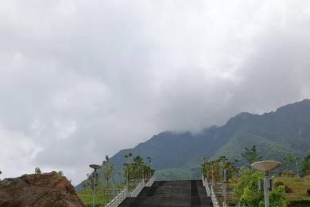 莲花山的莲花古城里的景点