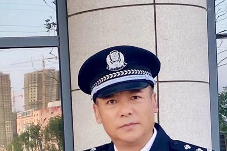 分界线女警官是谁演的