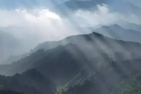 千山万水风雨同舟什么意思