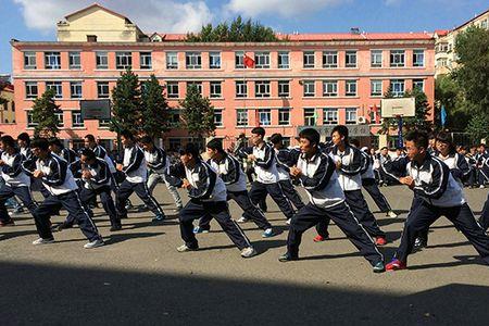 齐齐哈尔种畜场学校好吗