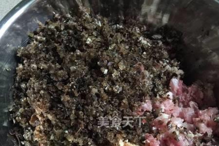 青菜香菇木耳包子馅的做法