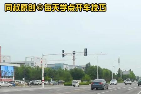 丁子路口走错车道怎么办