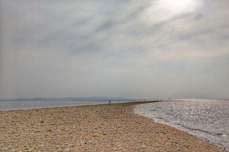 渤海湾最近的地方多少公里