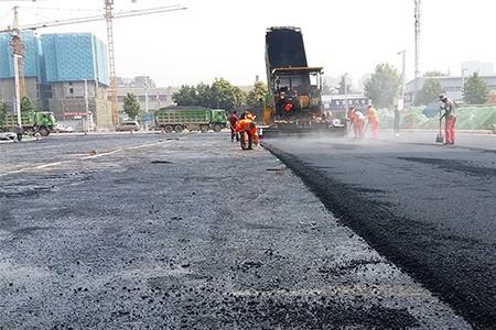 修柏油路几道工序