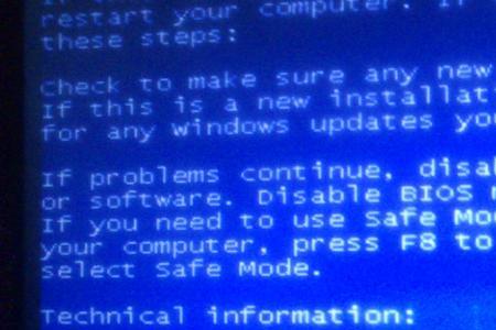 笔记本电脑蓝屏英文字母怎么办
