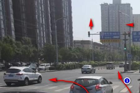 双向六车道红绿灯怎么看的