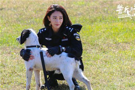 警花与警犬杜飞说警花的资料