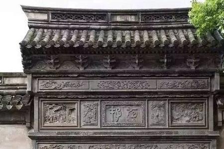 中国古代建筑中最高级别门色是: