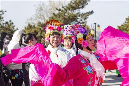 春节扭秧歌的意义