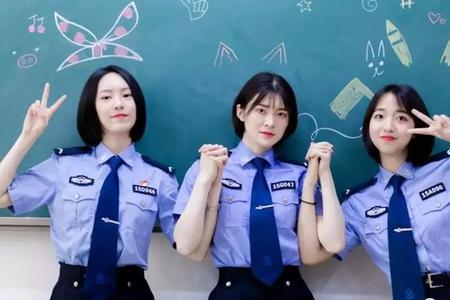 警校学员服装和警服有何不同