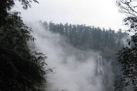 四川瓦屋山迷魂凼之谜解开了吗