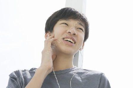 19岁165男生正常吗