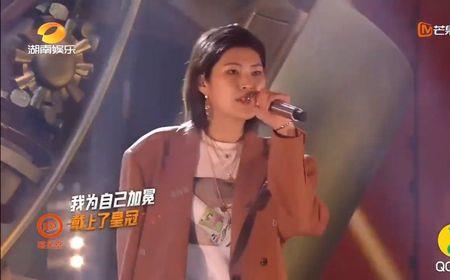 锦上添花后面女声是谁唱的