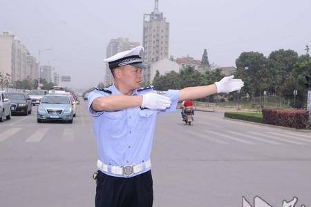 您对交警的印象如何