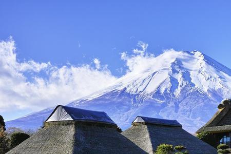 到底泰山，和富士山那个山更雄壮