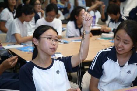 为什么小学学校多于初中