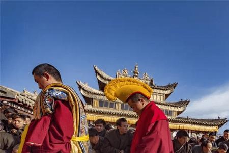 研究各地人文风俗要学什么专业