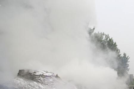 锂电池隔绝空气还会燃烧吗